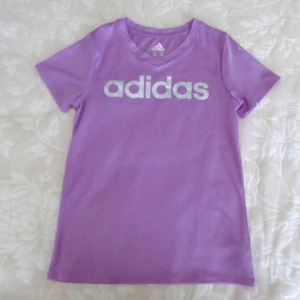 Adidas Short Sleeve Tee (Size 7/8)